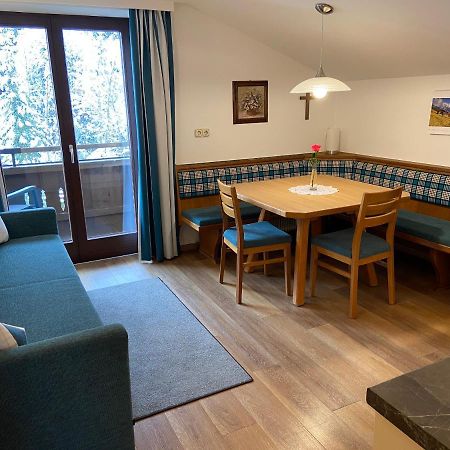 Ferienwohnungen Hinteranger Tux Bagian luar foto